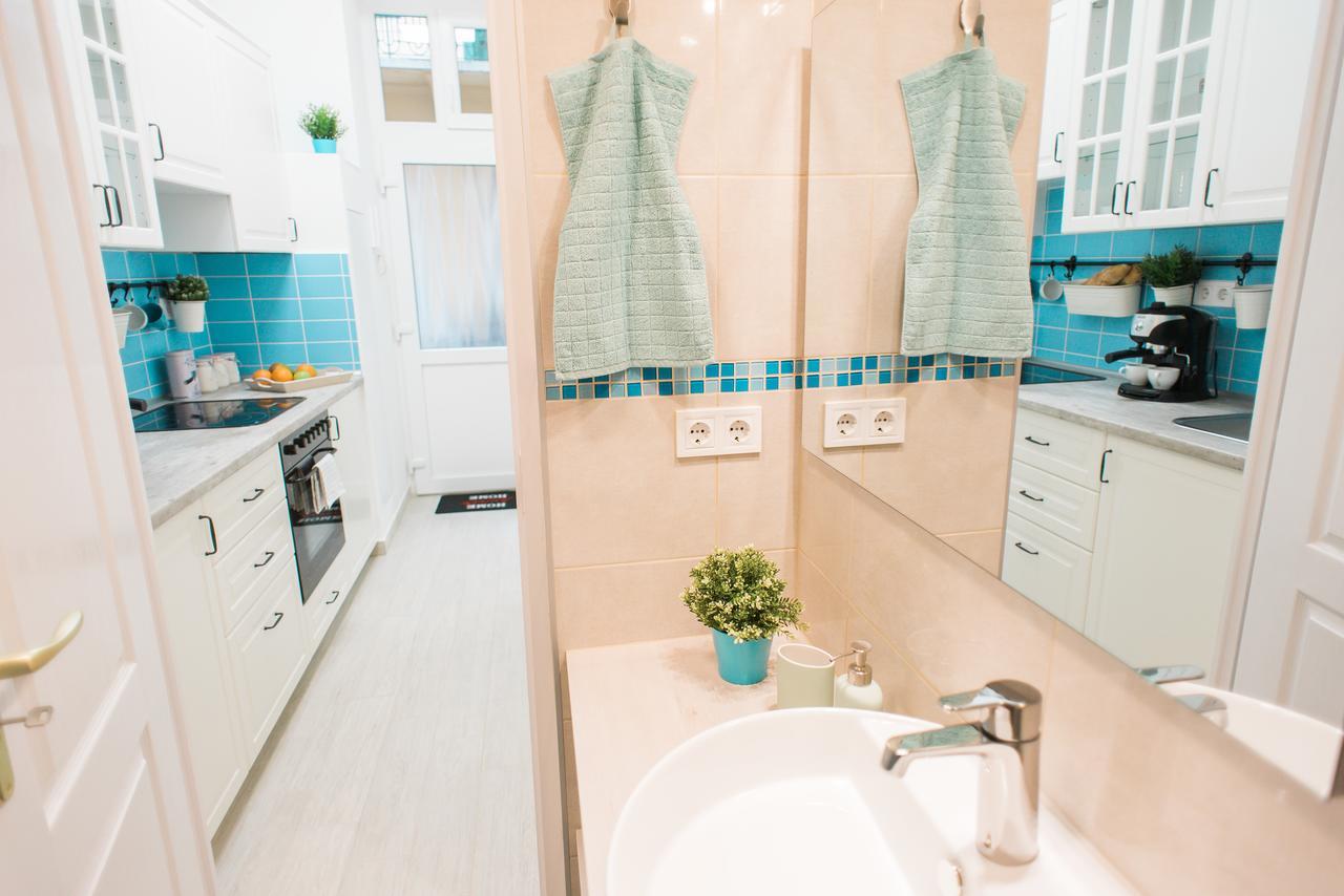 Vintage Apartment In The Center บูดาเปสต์ ภายนอก รูปภาพ